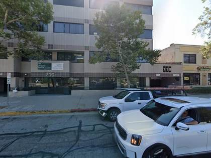 Street level view of the address for Dr. Arshak Sargsyan in Glendale