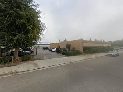 Street level view of the address for Dr. Xuewen Cui in Fresno