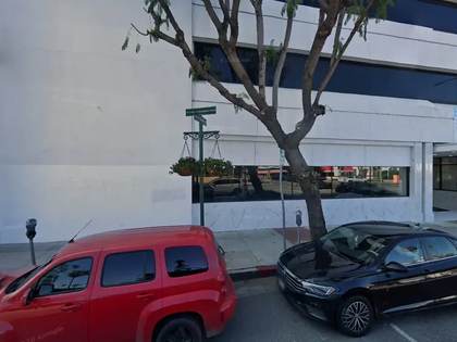 Street level view of the address for Dr. Ruzan Sarkissian in Sherman Oaks