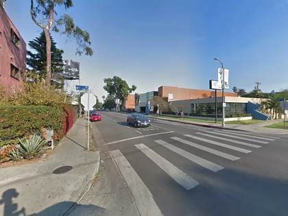 Street level view of the address for Dr. Janet Chaidez in Venice