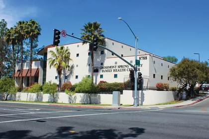 Photo of Dr. Jesusa Beatriz Perez Kelly in Spring Valley