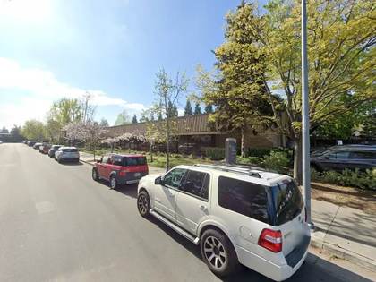 Street level view of the address for Dr. Romina Davarpanah in Los Altos