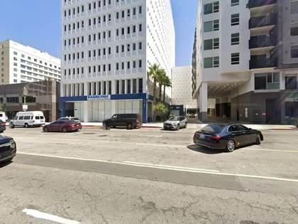 Street level view of the address for Dr. Farah Shaaz Khan in Los Angeles
