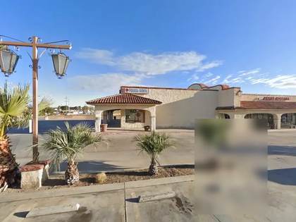 Street level view of the address for Dr. Susie Suh in Palmdale