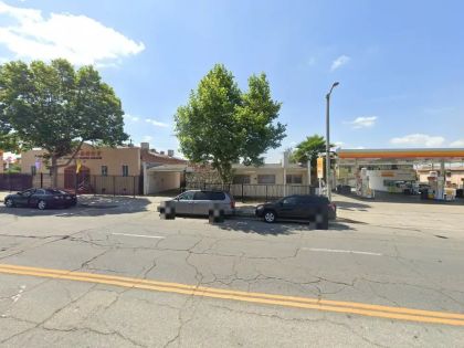Street level view of the address for Arlene M. Alcala-Sy in Glendale