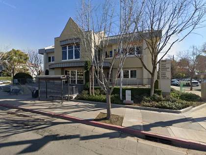 Street level view of the address for Dr. Brenda Thomas-Pugh in Fresno